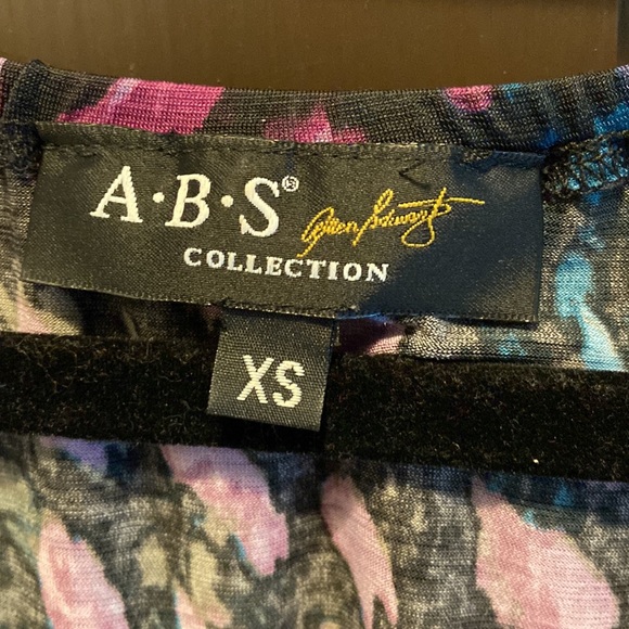 Super Cool Peasant Style Dress - Picture 3 of 6